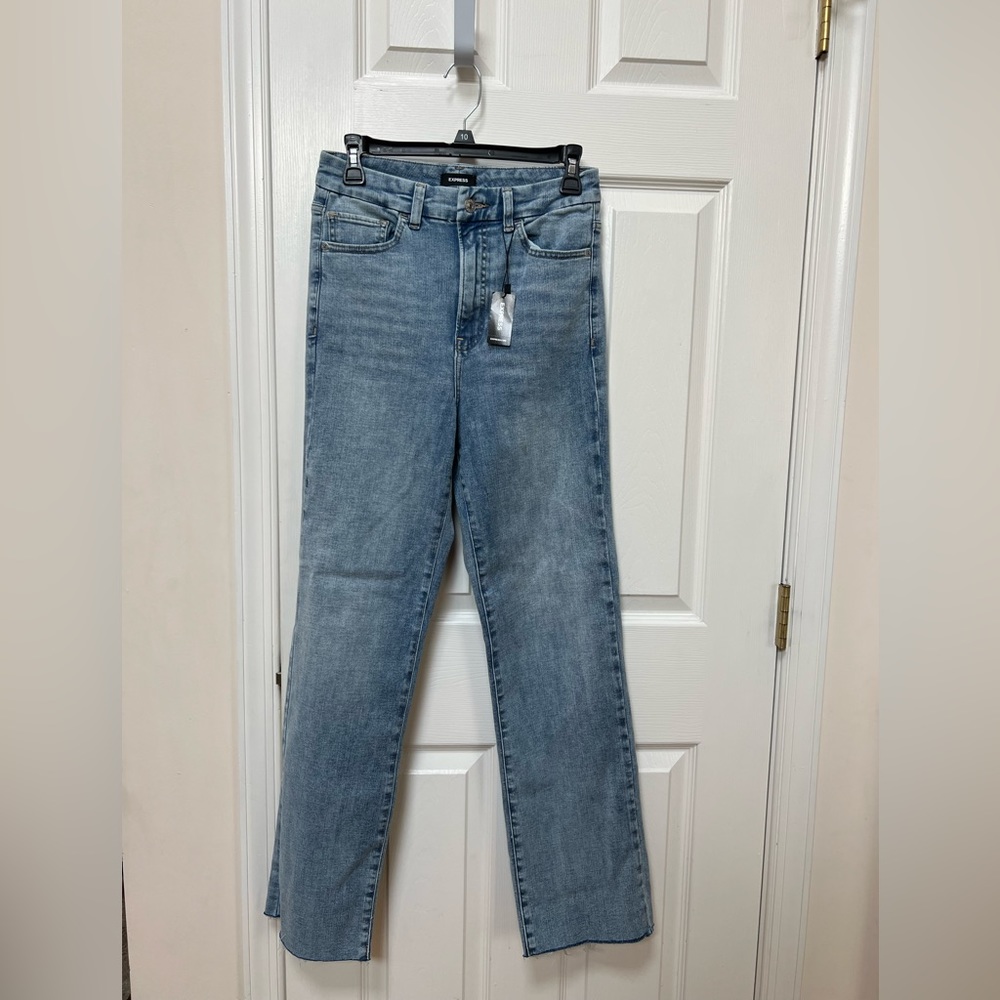 Express Flex Straight Leg jeans